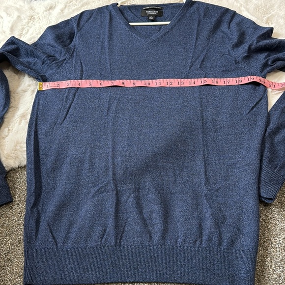 Nordstrom Sweater Pullover V-Neck Blue 100% Italian Merino Wool size Lar… - Picture 3 of 5